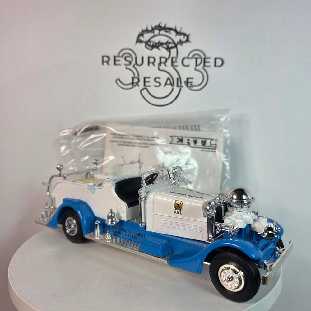 RARE Ertl 1993 1:30 Ahrens-Fox Pumper Fire Truck Diecast Bank AACA Fall Meet LE
